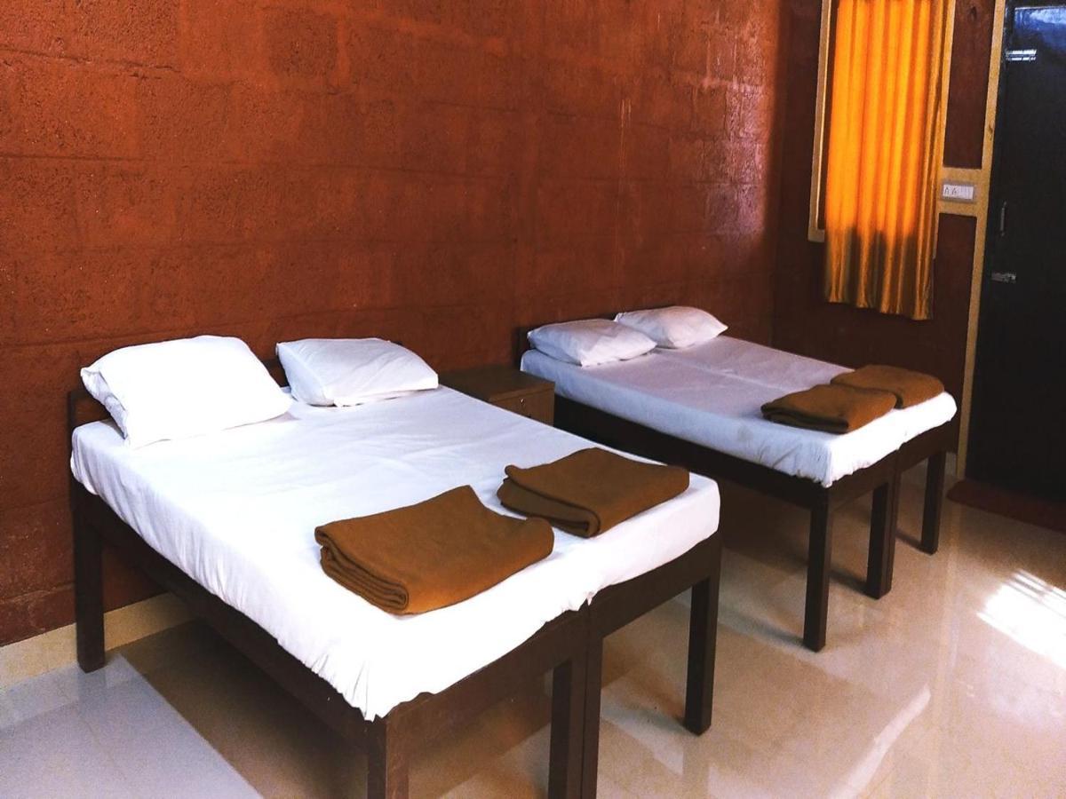 Cs County Resort Sakleshpur Bagian luar foto