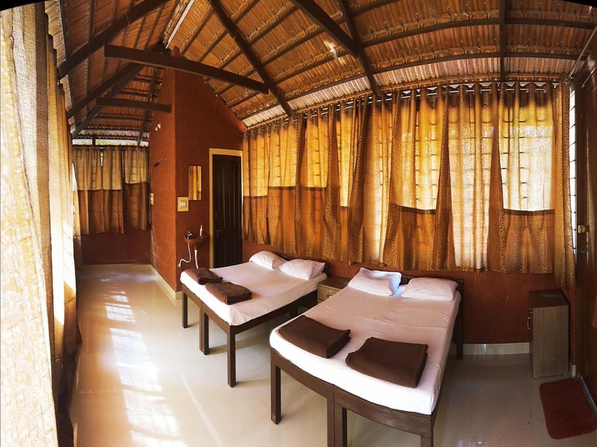 Cs County Resort Sakleshpur Bagian luar foto