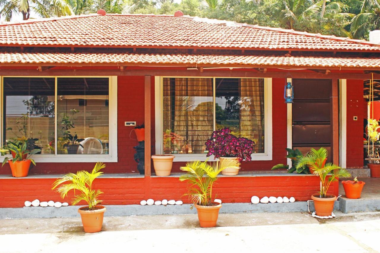 Cs County Resort Sakleshpur Bagian luar foto