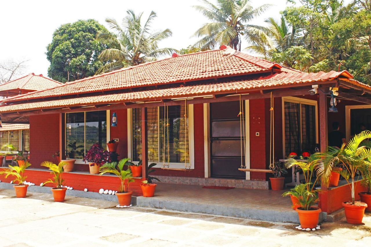 Cs County Resort Sakleshpur Bagian luar foto