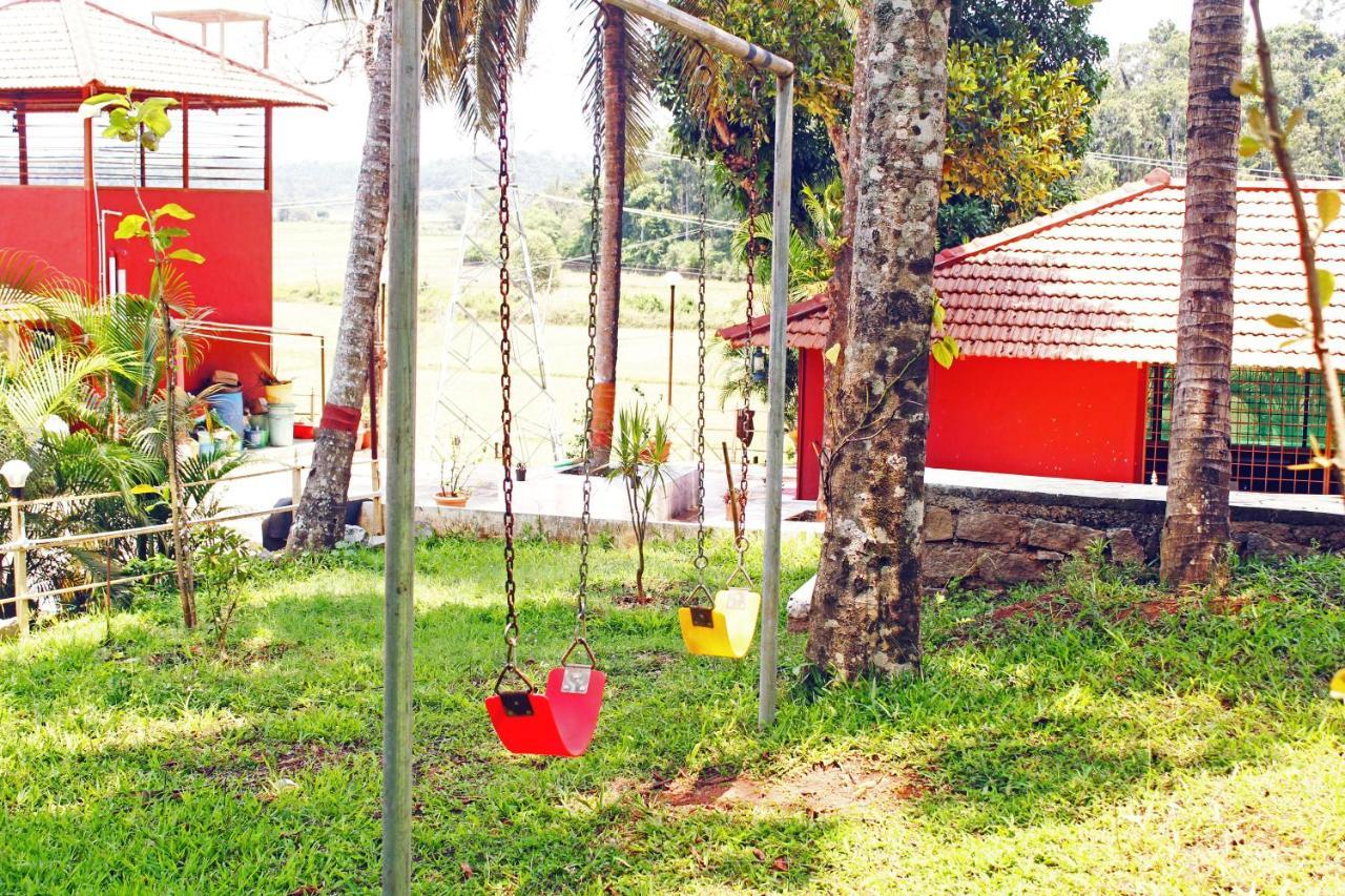 Cs County Resort Sakleshpur Bagian luar foto