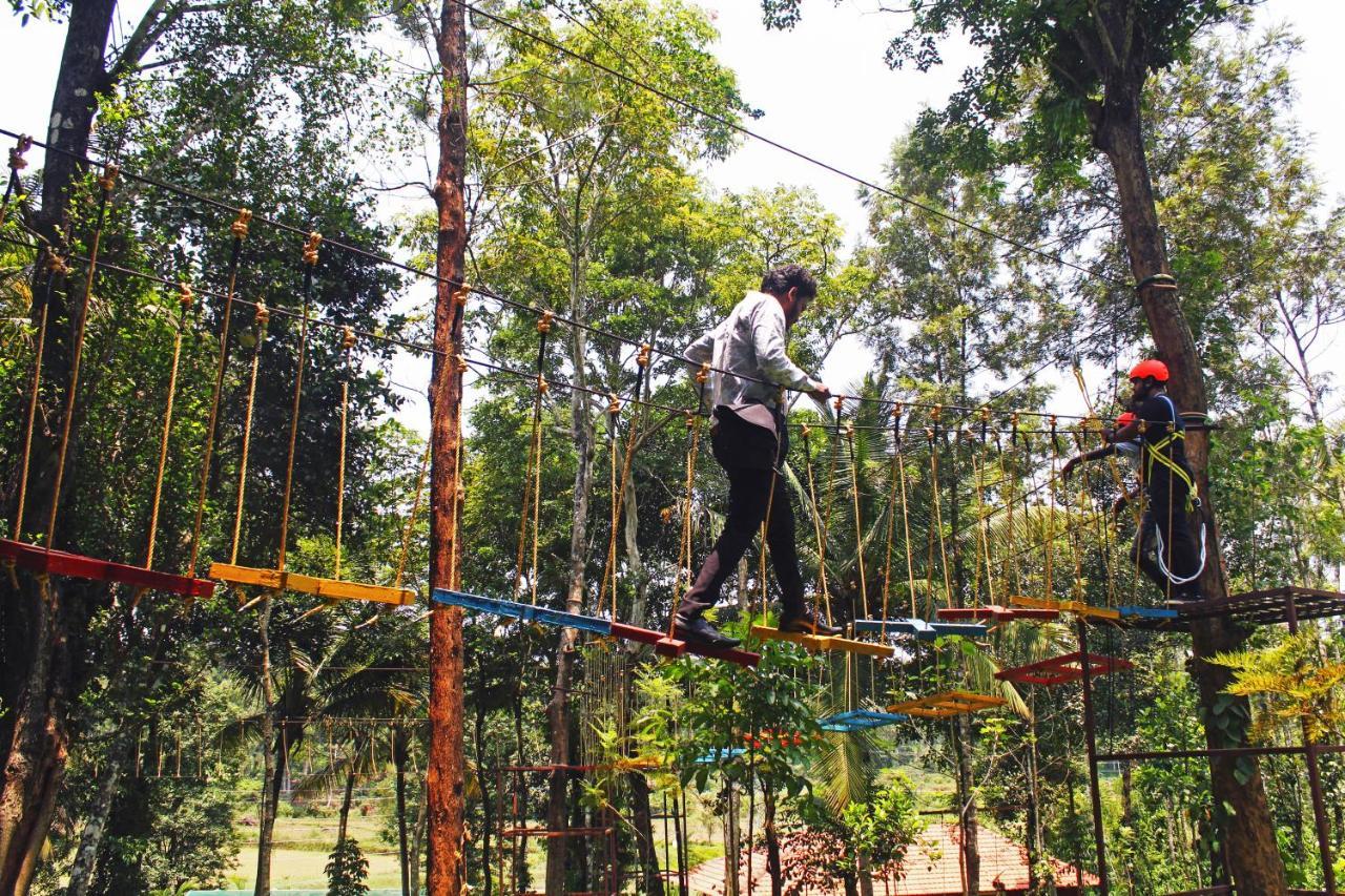 Cs County Resort Sakleshpur Bagian luar foto