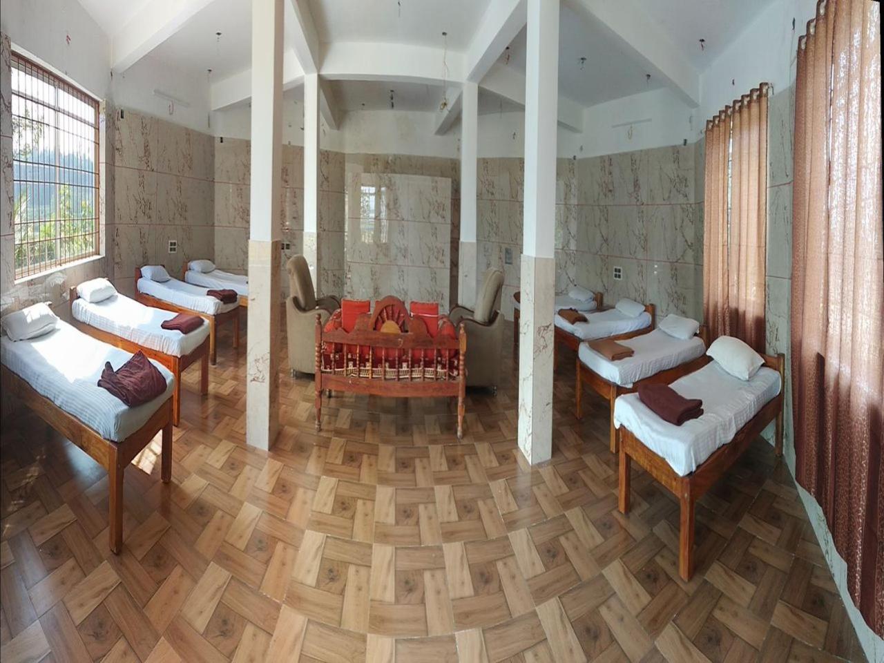 Cs County Resort Sakleshpur Bagian luar foto